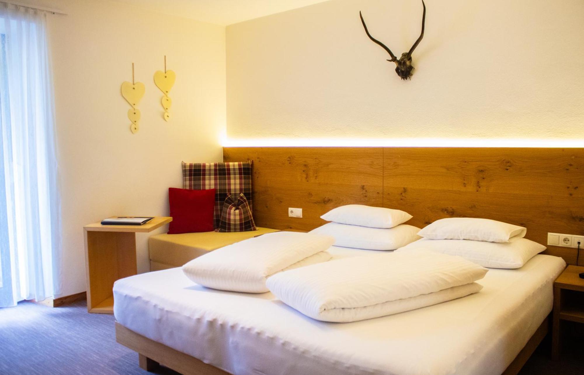 Garni Apparthotel St Valentin San Valentino alla Muta Ngoại thất bức ảnh